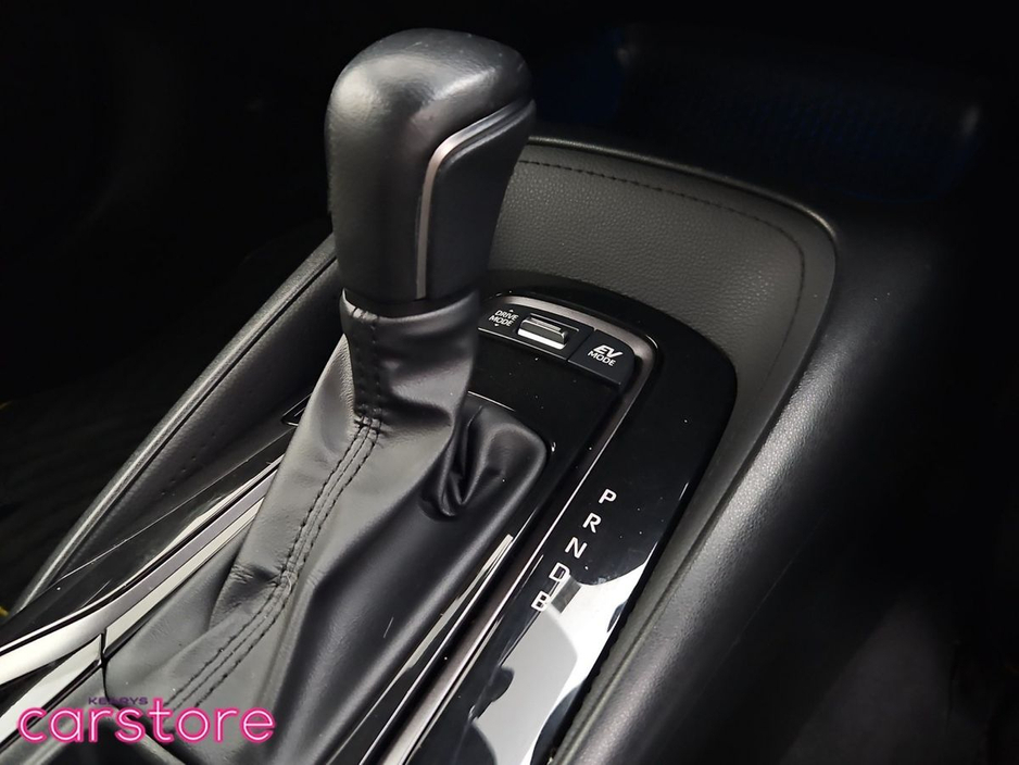 2021 Toyota Corolla - image 18