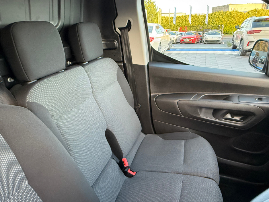 2021 Opel Combo 3 SEATER - 1.5 DIESEL - MANUAL - 12M WARRANTY - CAR: 1599 €14,950