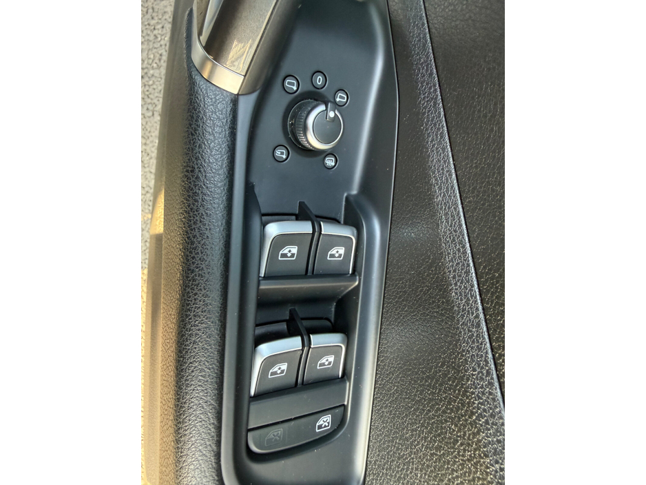 2020 Audi Q2 - image 25