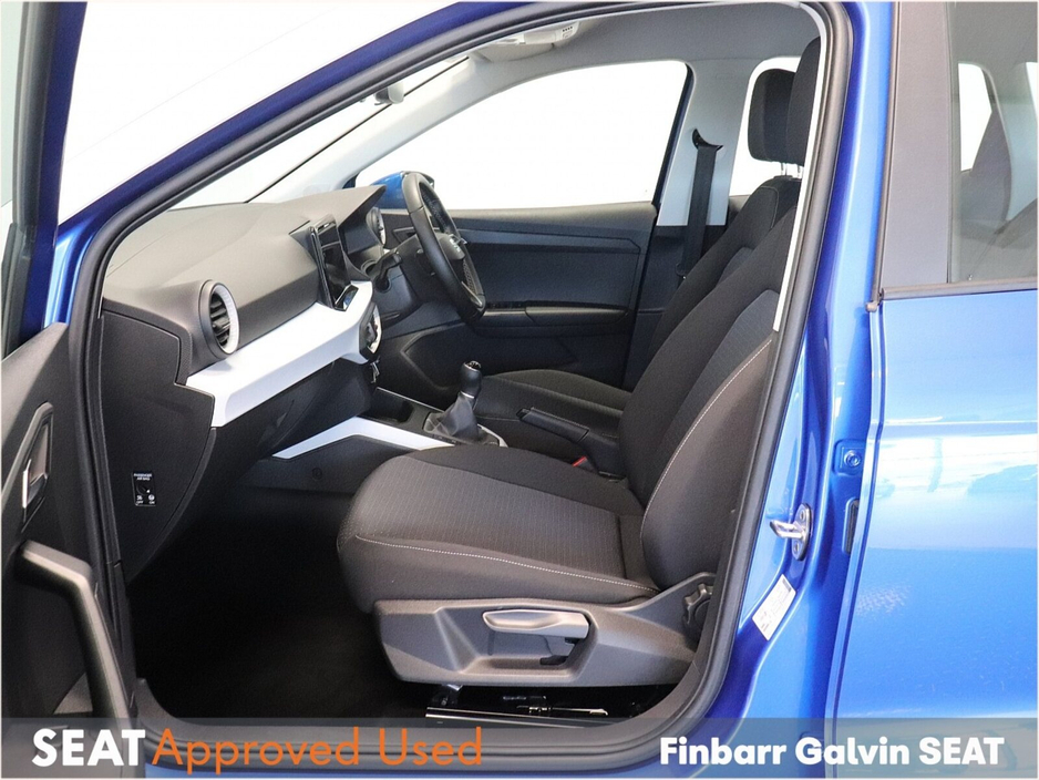 2023 SEAT Arona - image 8