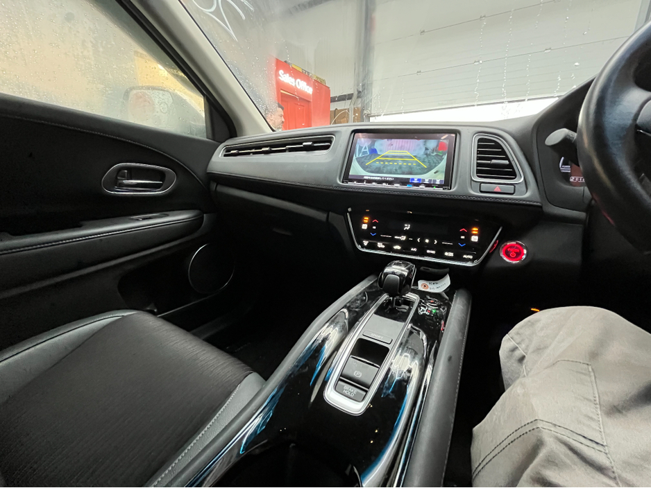 2020 Honda Vezel €20950 2020 HONDA VEZEL HYBRID Z SENSING 1.5 AUTOMATIC / CRUISE CONTROL / REVERSE CAMERA / HEATED SEATS / PADDL SHIFTERS AND MORE €20,950