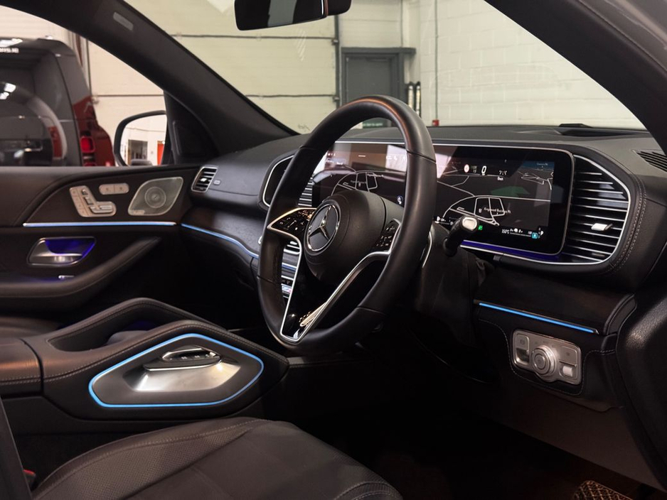2025 Mercedes-Benz GLE Class - image 23