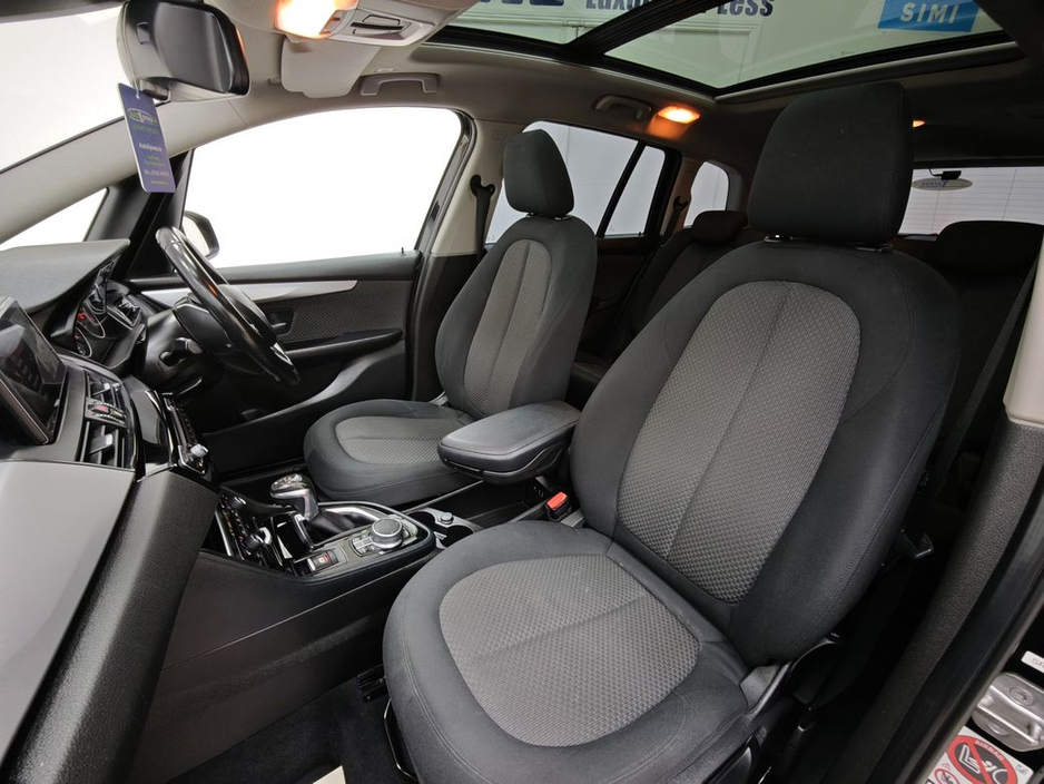 2016 BMW 2 Series Gran Tourer 7 Seater 2.0D Automatic, Reversing camera €14,995
