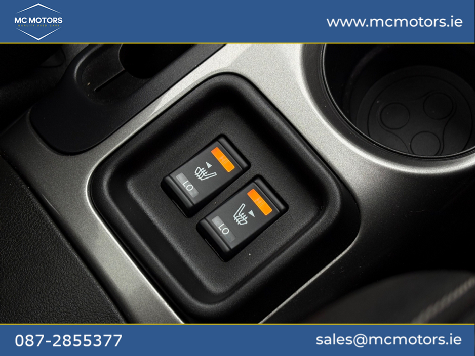 2016 Nissan Juke - image 12