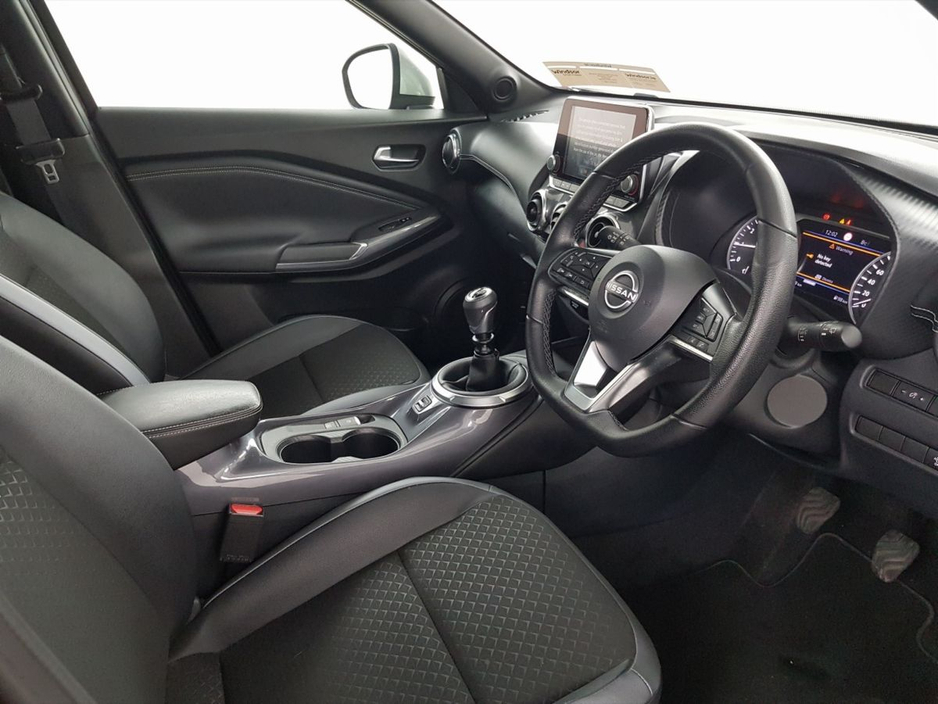 2024 Nissan Juke - image 9