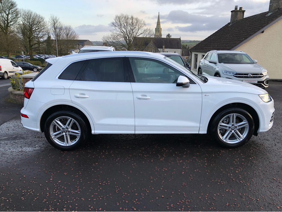 2019 Audi Q5 - image 12