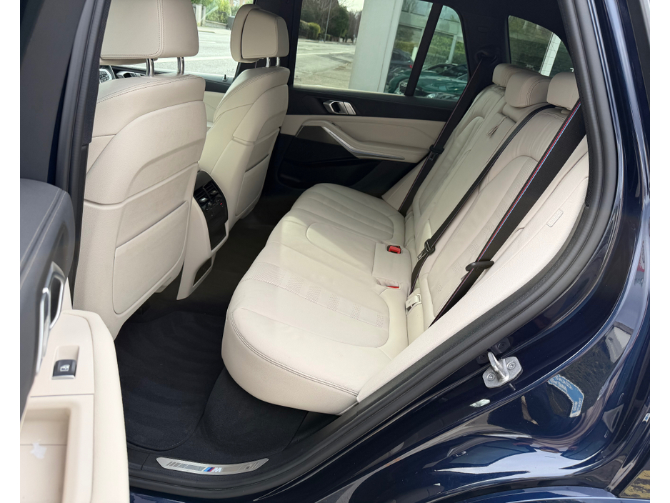 2022 BMW X5 - image 15