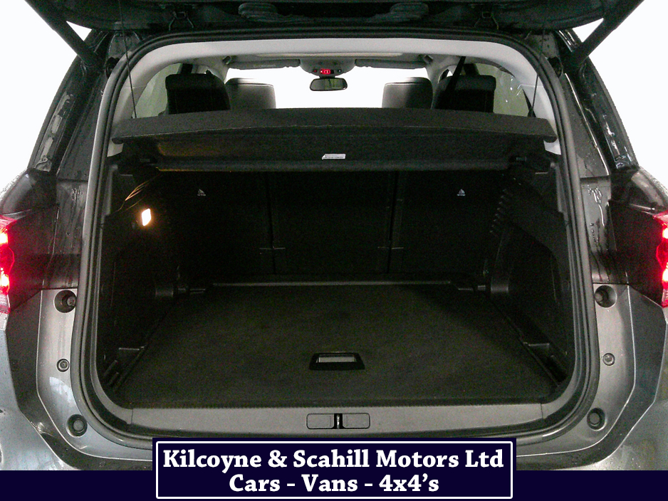 2023 Citroen C5 Aircross C-SERIES BLUEHDI 1 €32,500