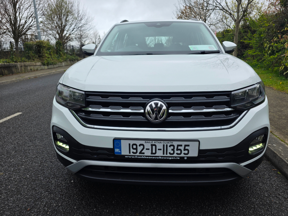 2019 Volkswagen T-Cross - image 7