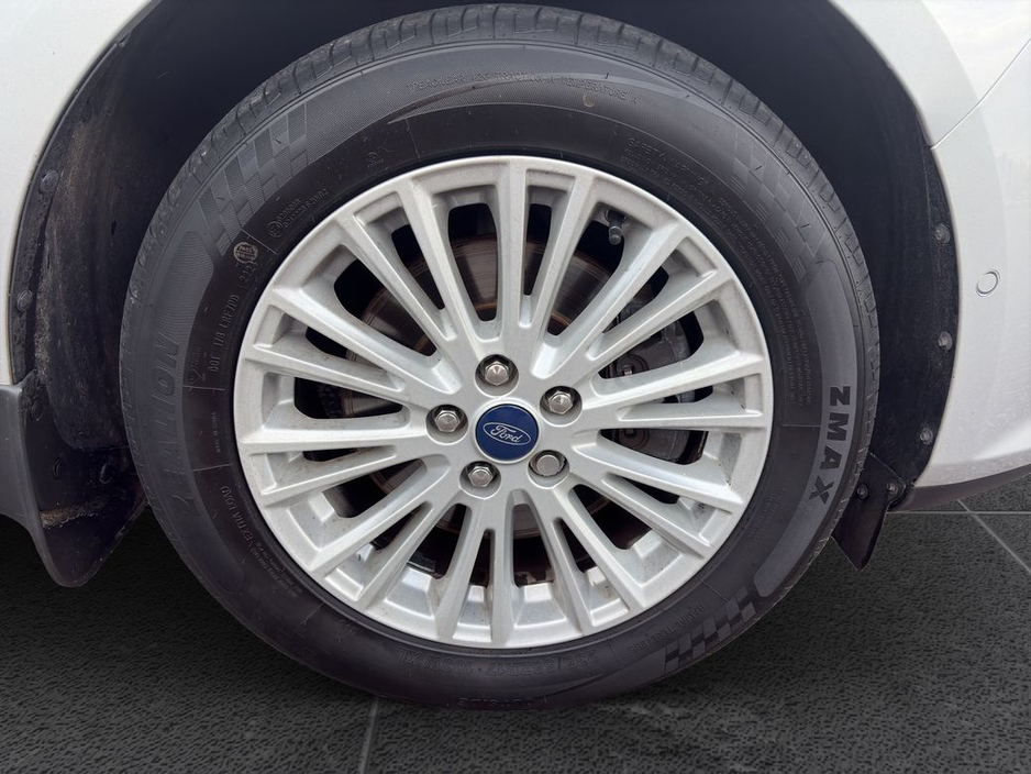 2018 Ford Galaxy "More room than your weekend plans and just as ready for the adventure" €20,888