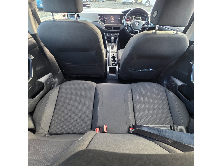 2020 Volkswagen Polo - image 15