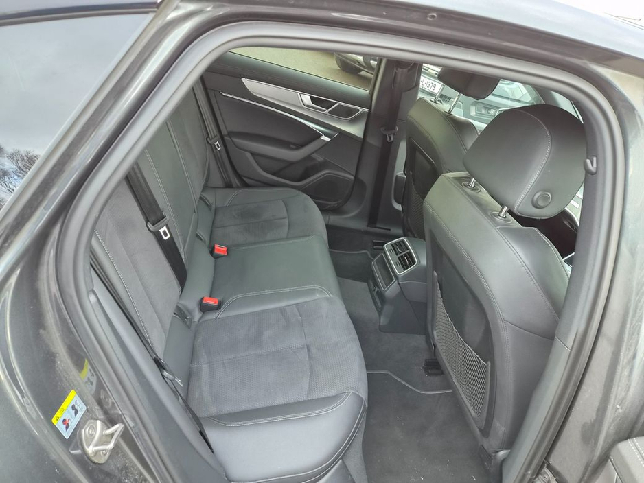 2022 Audi A6 - image 6