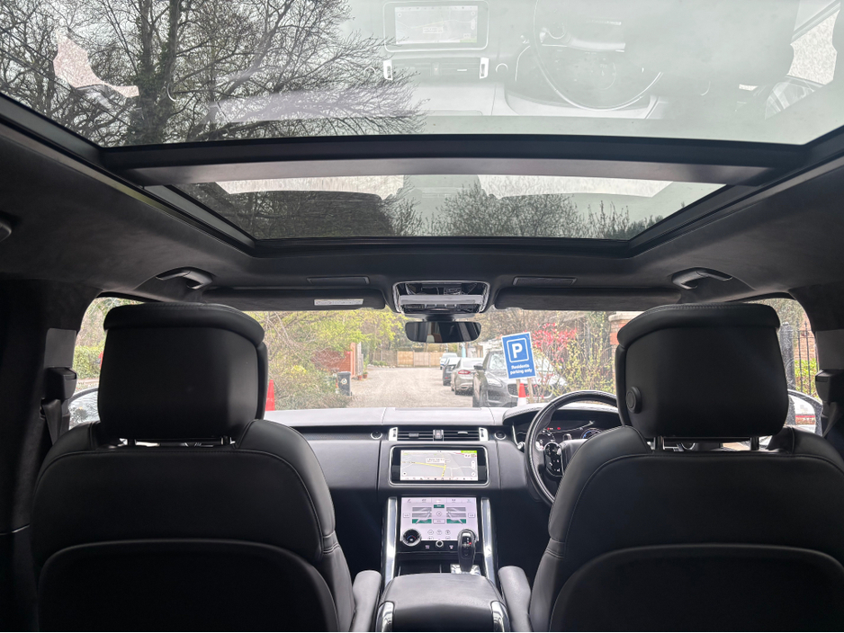 2022 Land Rover Range Rover Sport - image 4