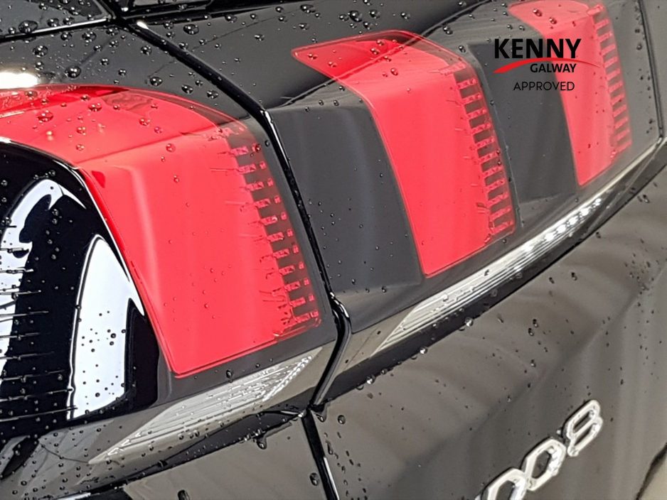 2024 Peugeot 5008 - image 16