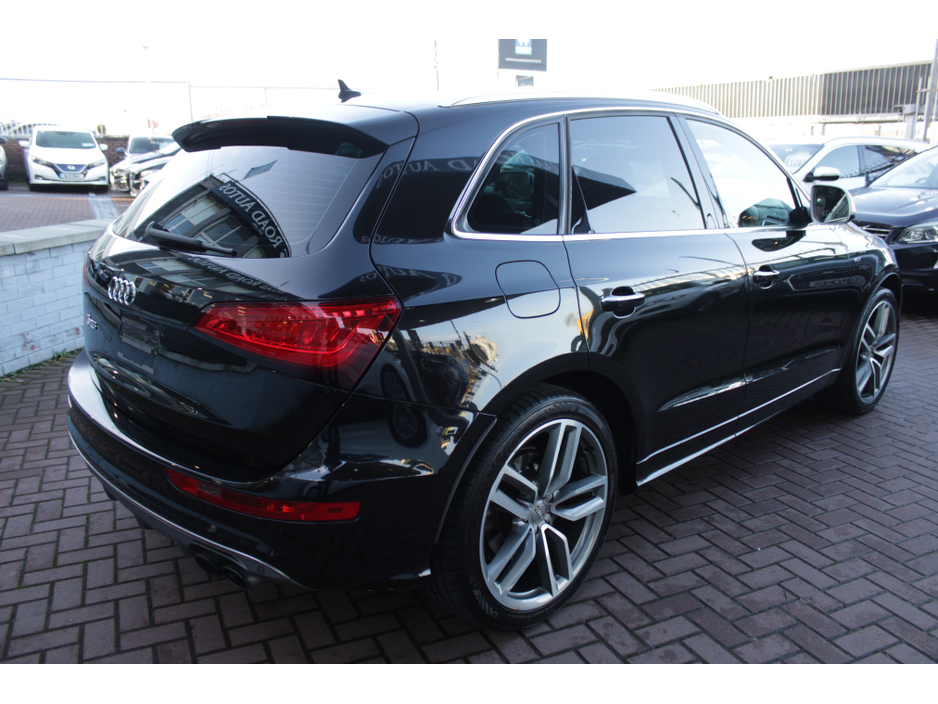2015 Audi SQ5 - image 4