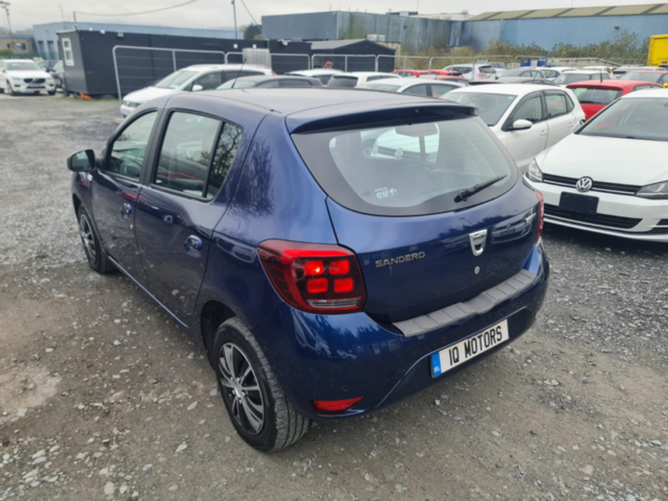 2017 Dacia Sandero - image 6
