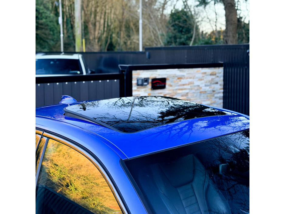 2020 BMW 3 Series - image 6