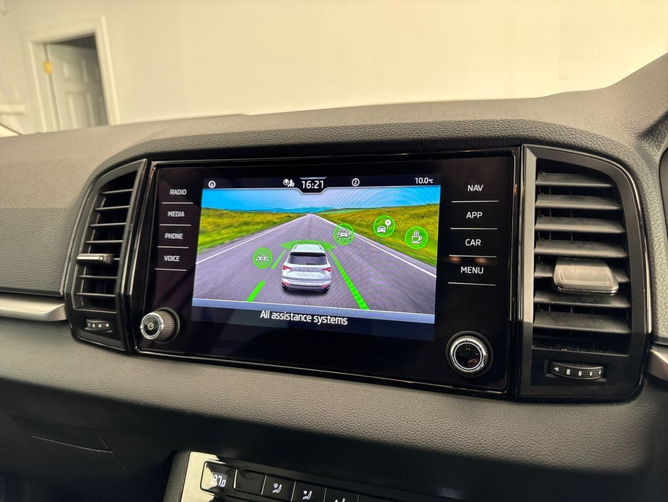 2024 Skoda Karoq 2.0TDI SEL *5.9% APR* €70 PER WEEK ON PCP €33,995