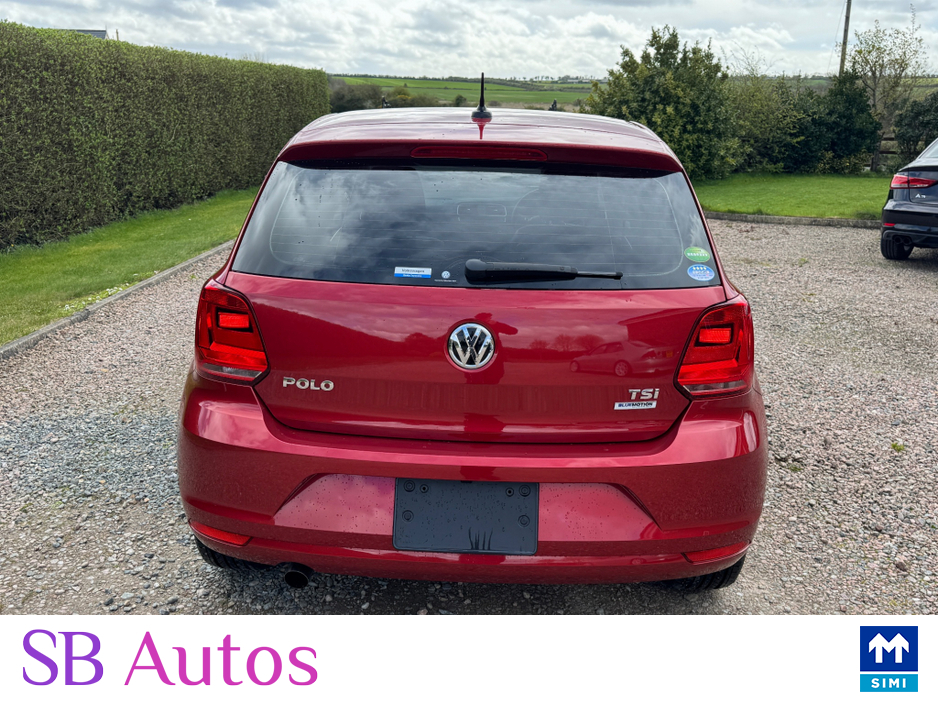 2017 Volkswagen Polo - image 8