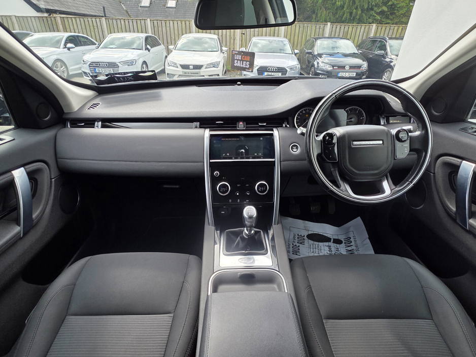 2020 Land Rover Discovery Sport - image 5