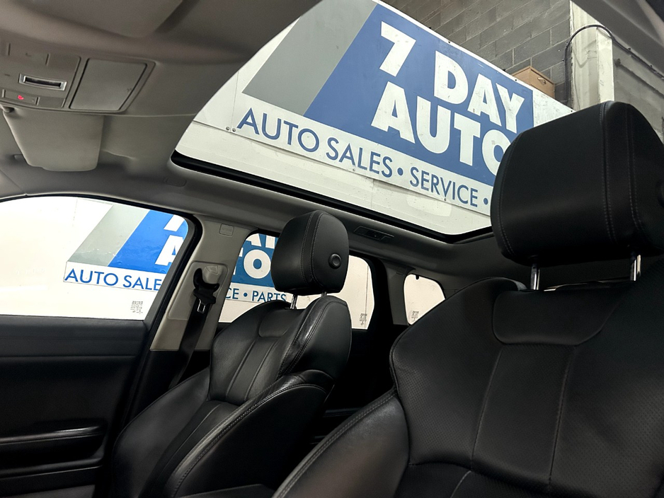 2017 Land Rover Range Rover Evoque - image 10