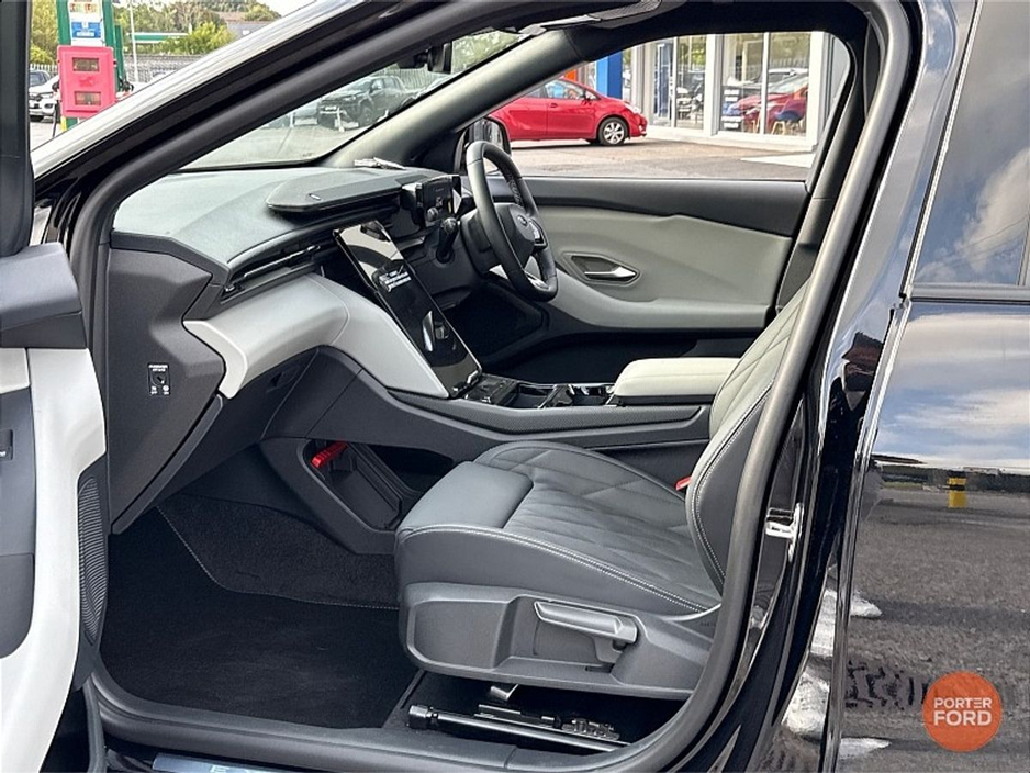 2026 Ford Explorer *Order Yours Today* REMIUM 77kWh Extended range 286PS €49,684