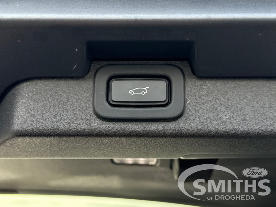 2021 Land Rover Discovery 3.0 COMMERCIAL AUTO €31,950