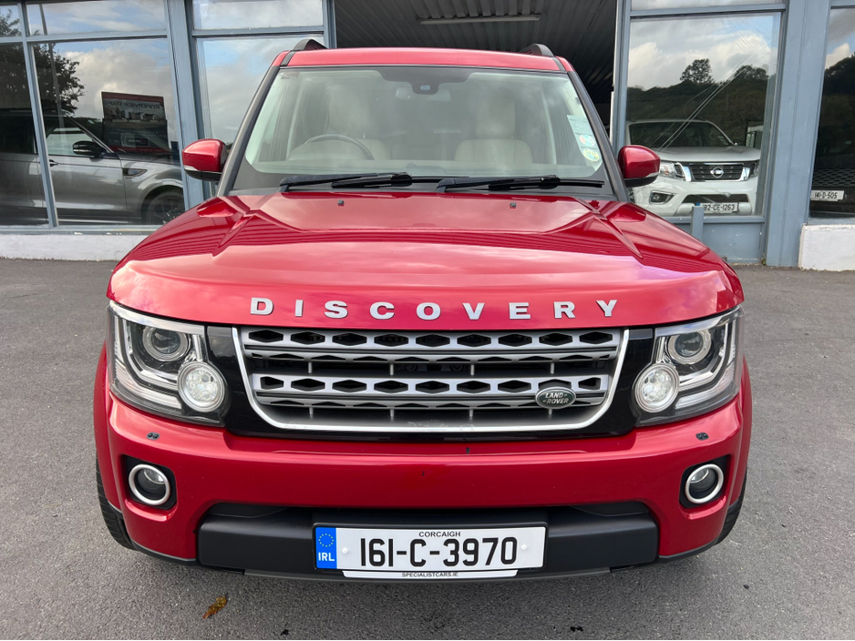 2016 Land Rover Discovery - image 2