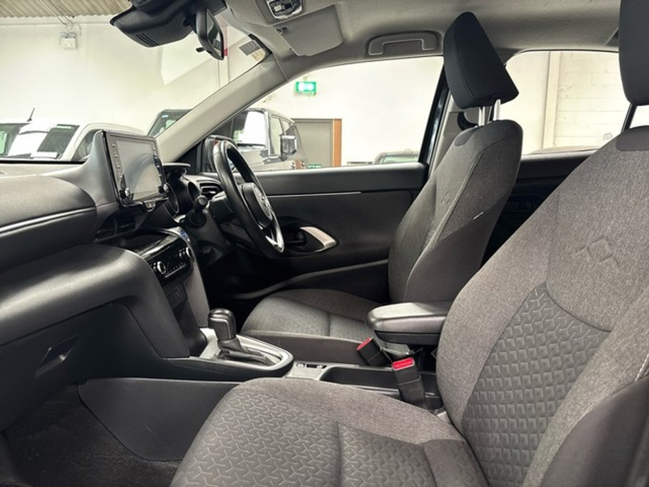 2024 Toyota Yaris Cross LUNA 4DR AUTO €27,950