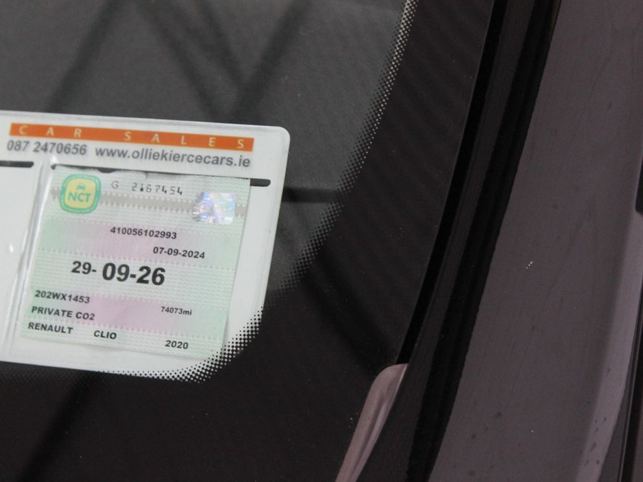 2020 Renault Clio - image 32