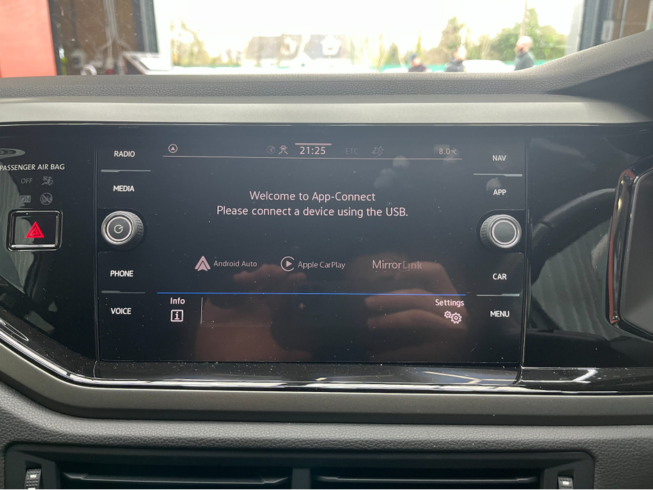 2021 Volkswagen Polo €19950 2021 VOLKSWAGEN POLO TSI COMFORT LINE 1.0 AUTOMATIC / CRUISE CONTROL / REVERSE CAMERA / APPLE CARPLAY €19,950