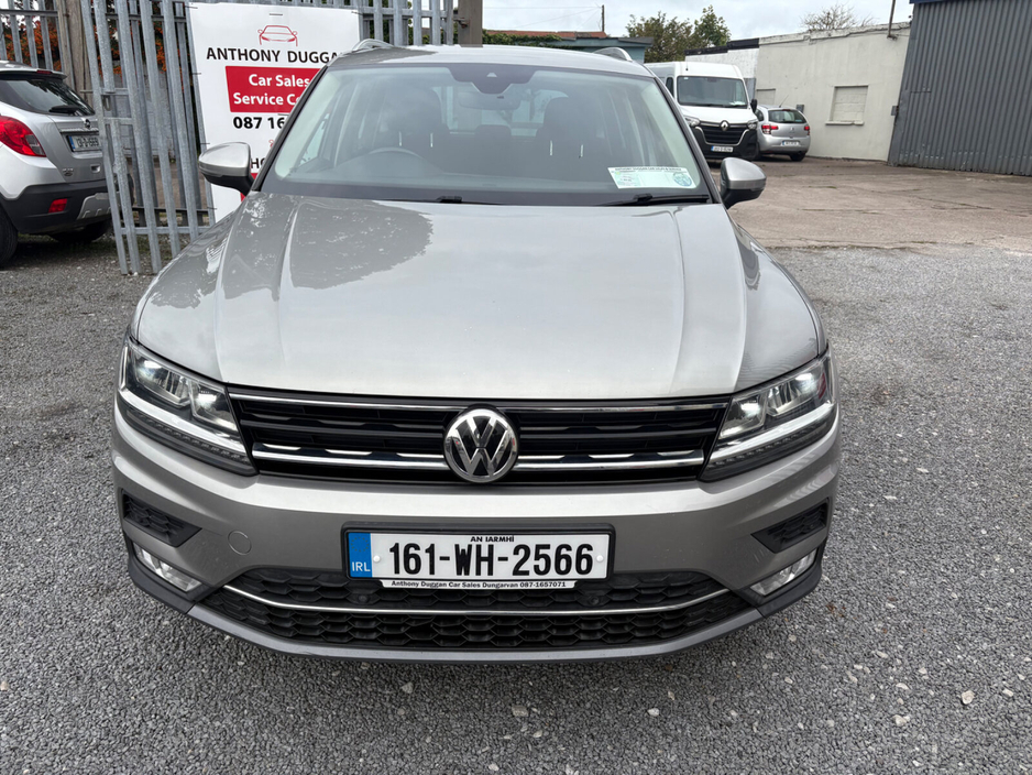 2016 Volkswagen Tiguan - image 8