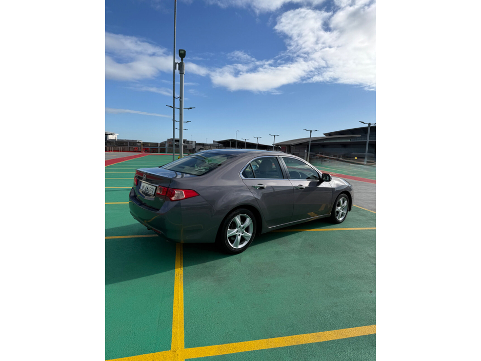 2014 Honda Accord - image 5