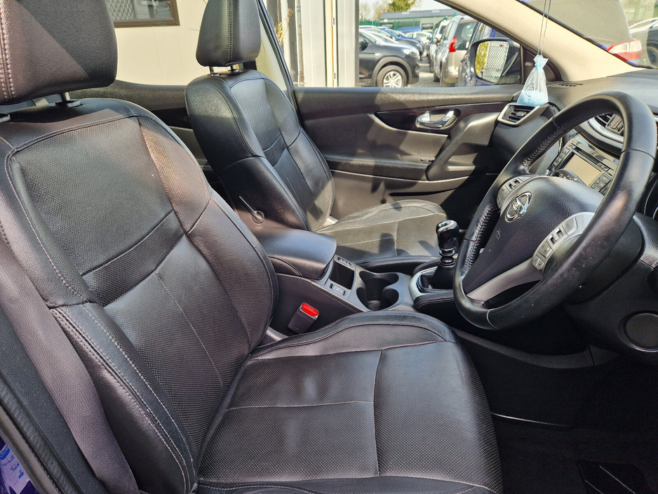 2015 Nissan Qashqai - image 15