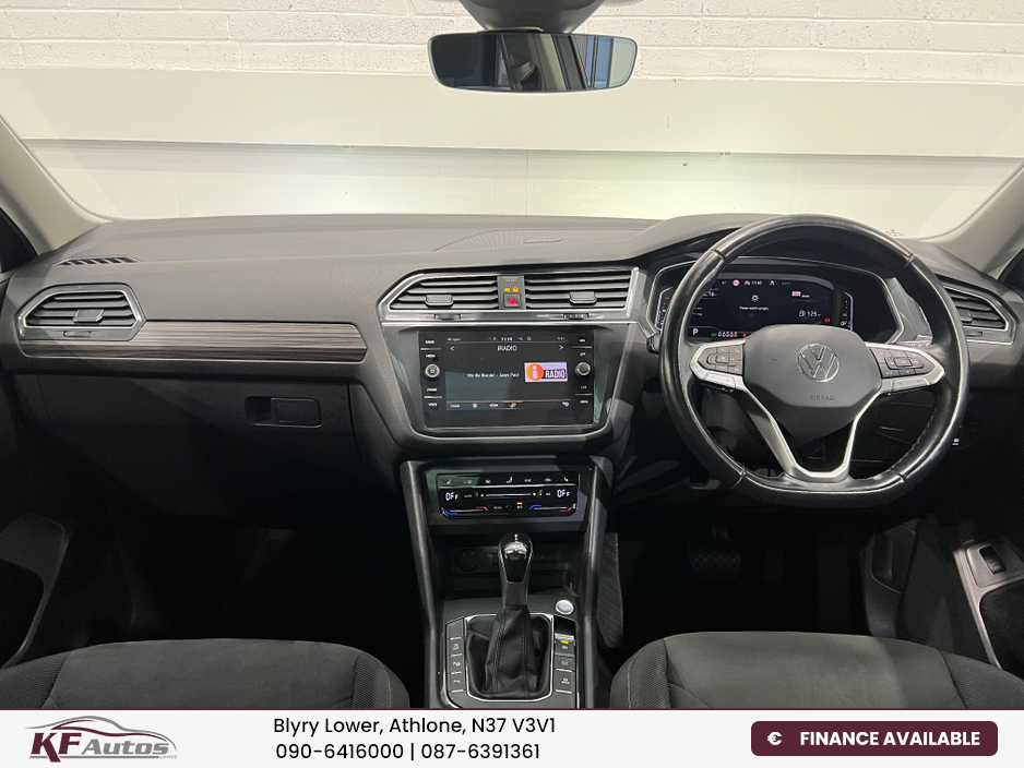 2022 Volkswagen Tiguan Allspace - image 25