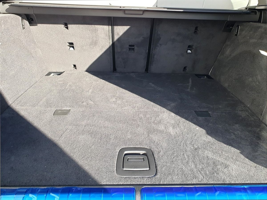 2026 BMW X5 - image 13