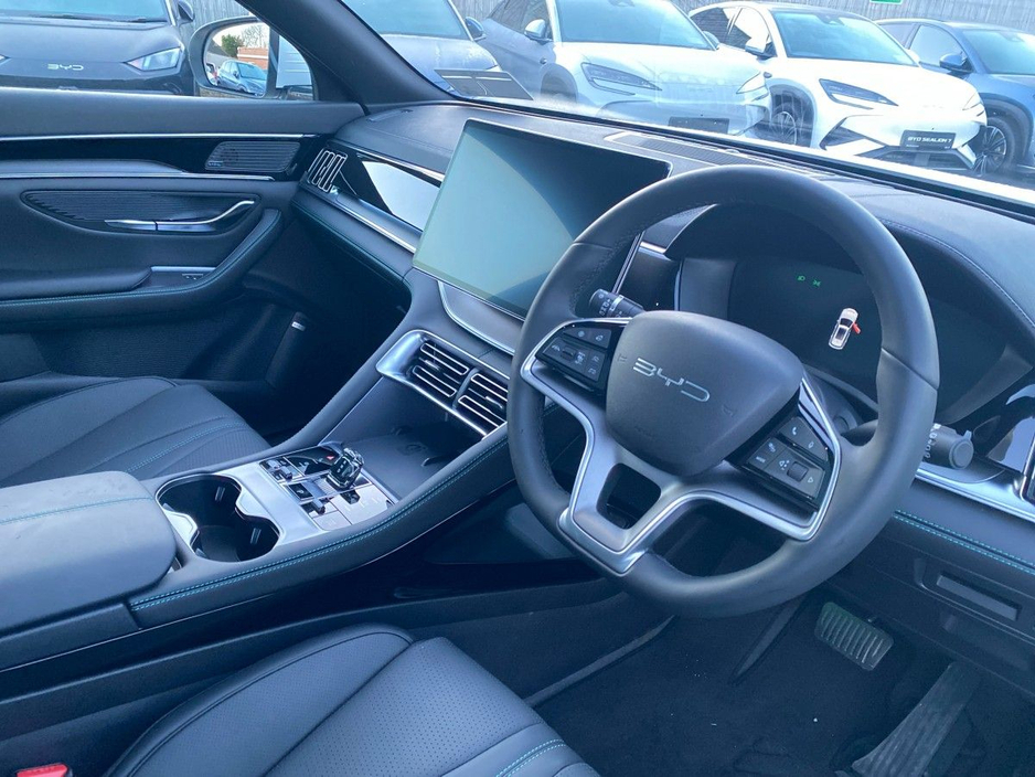 2026 BYD Seal U - image 8