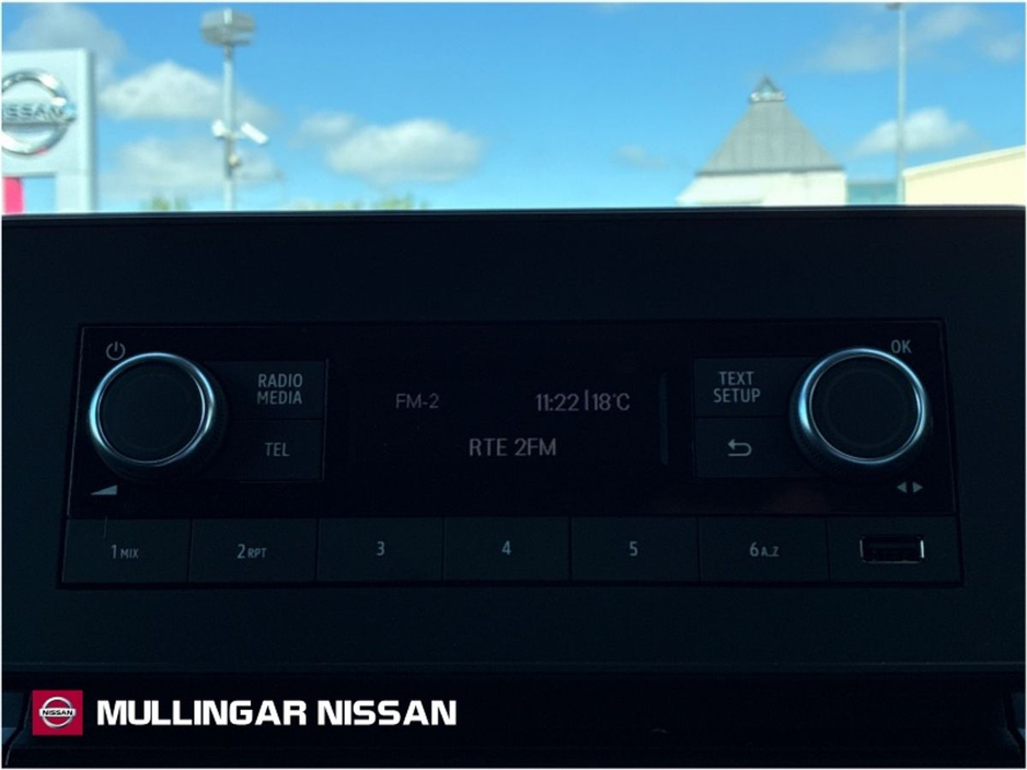 2025 Nissan Townstar - image 13