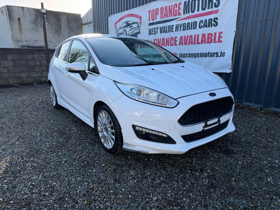 2015 Ford Fiesta 1.0 EcoBoost 65PS S/S Titanium €9,400