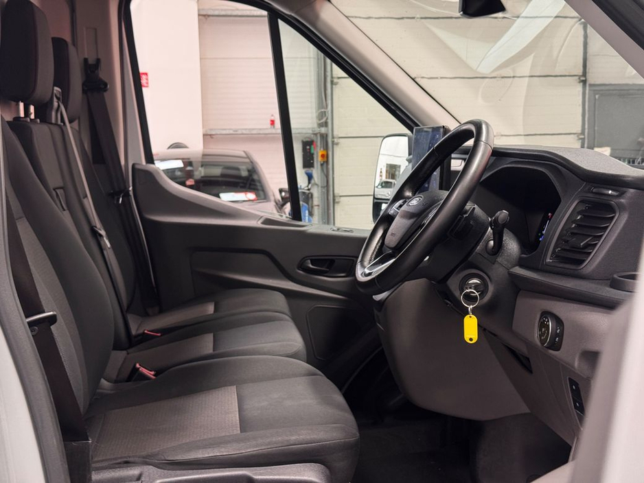 2024 Ford Transit - image 8