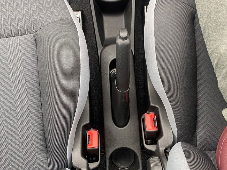 2021 Fiat 500 - image 24