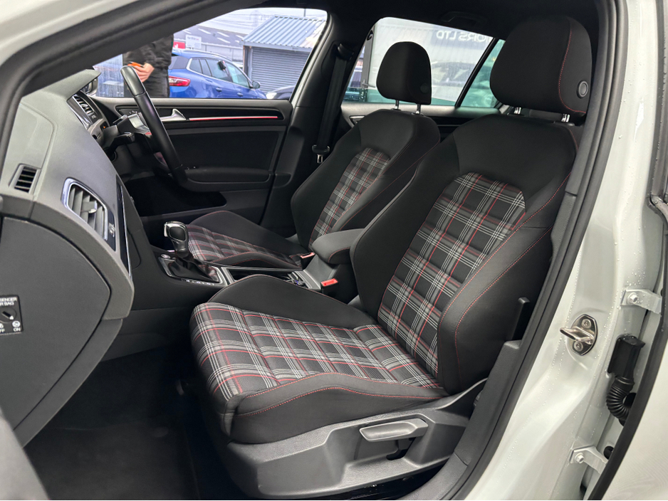 2016 Volkswagen Golf VOLKSWAGEN GOLF GTI DSG 220BHP*DCC & ACC*KEYLESS ENTRY & START*FINANCE AVAILABLE TRADE INS WELCOME* €21,950