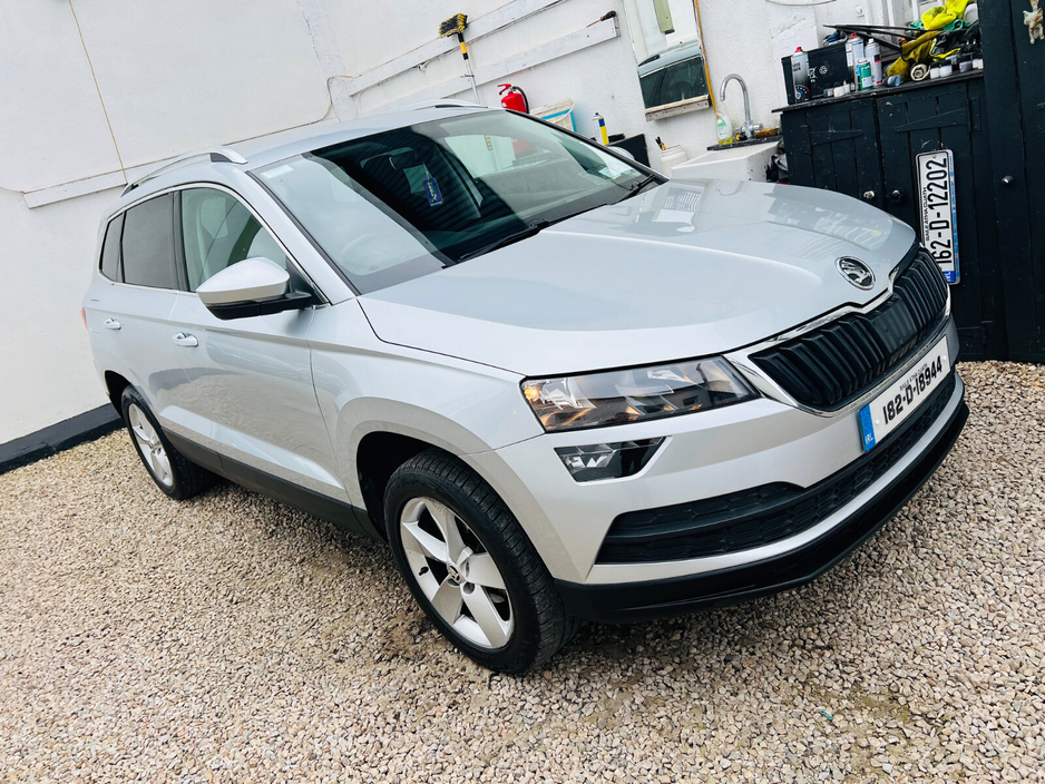 2018 Skoda Karoq - image 11