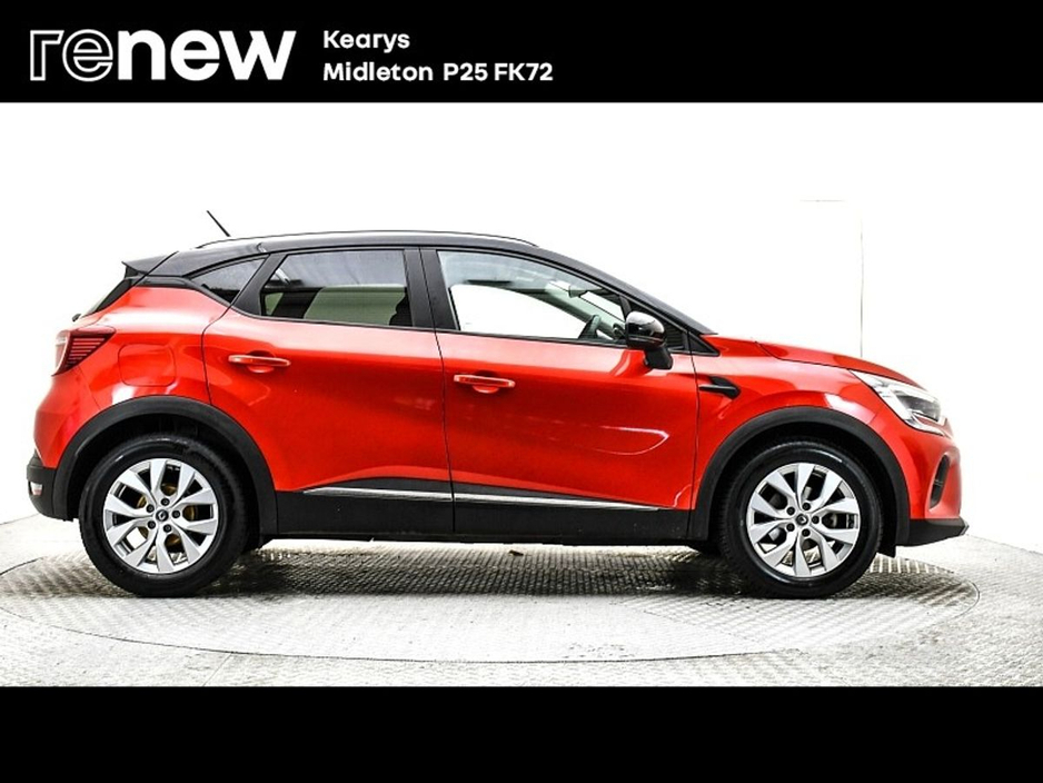 2021 Renault Captur - image 14