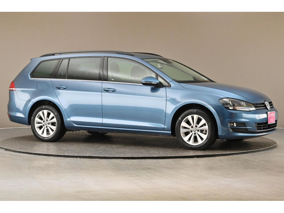 2016 Volkswagen Golf - image 12
