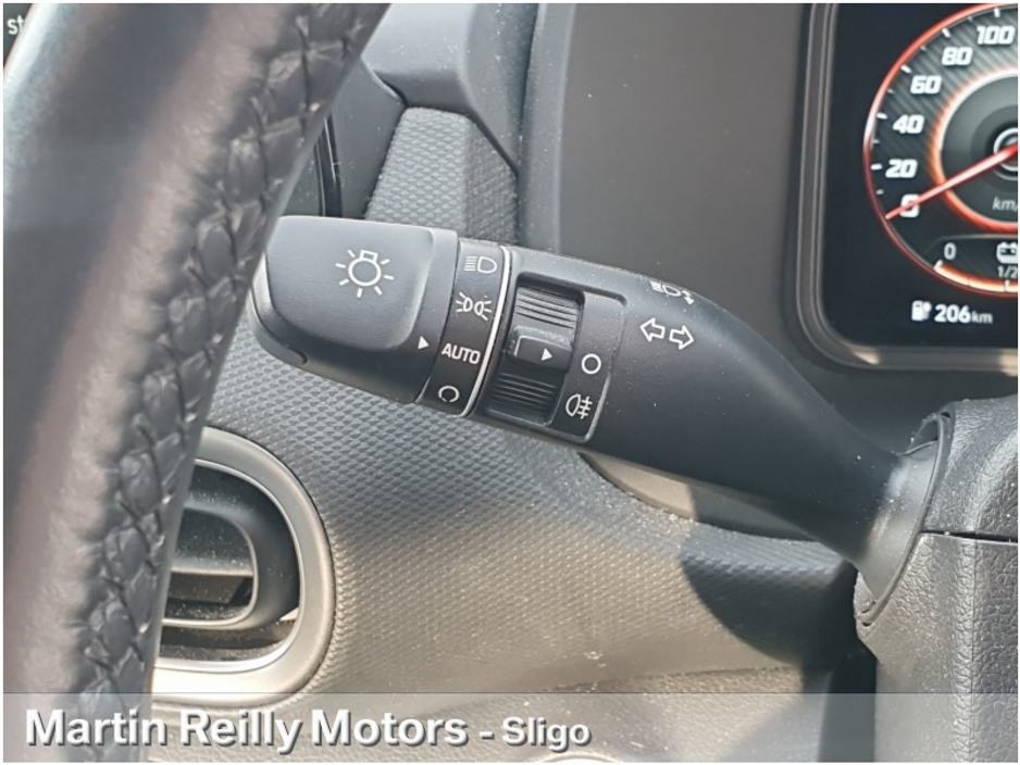 2022 Hyundai Kona - image 16