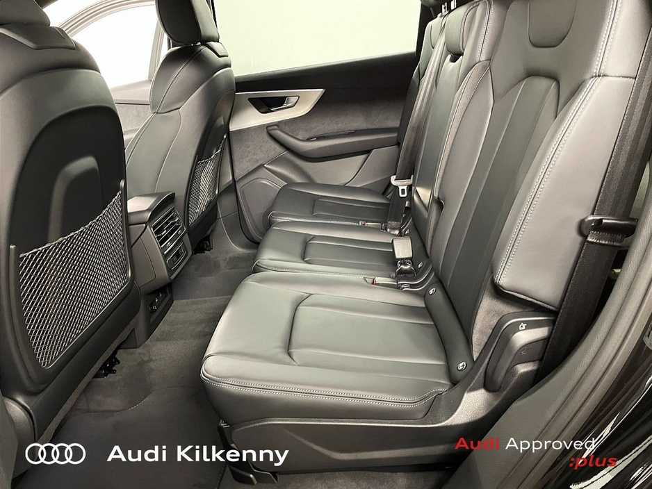 2026 Audi Q7 55 TFSI E Q S LINE €104,900
