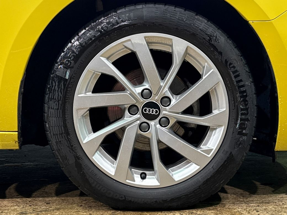 2021 Audi A1 1.0 AUTOMATIC - YELLOW/BLACK 2 TONE - CRUISE CONTROL - REAR CAMERA €24,450