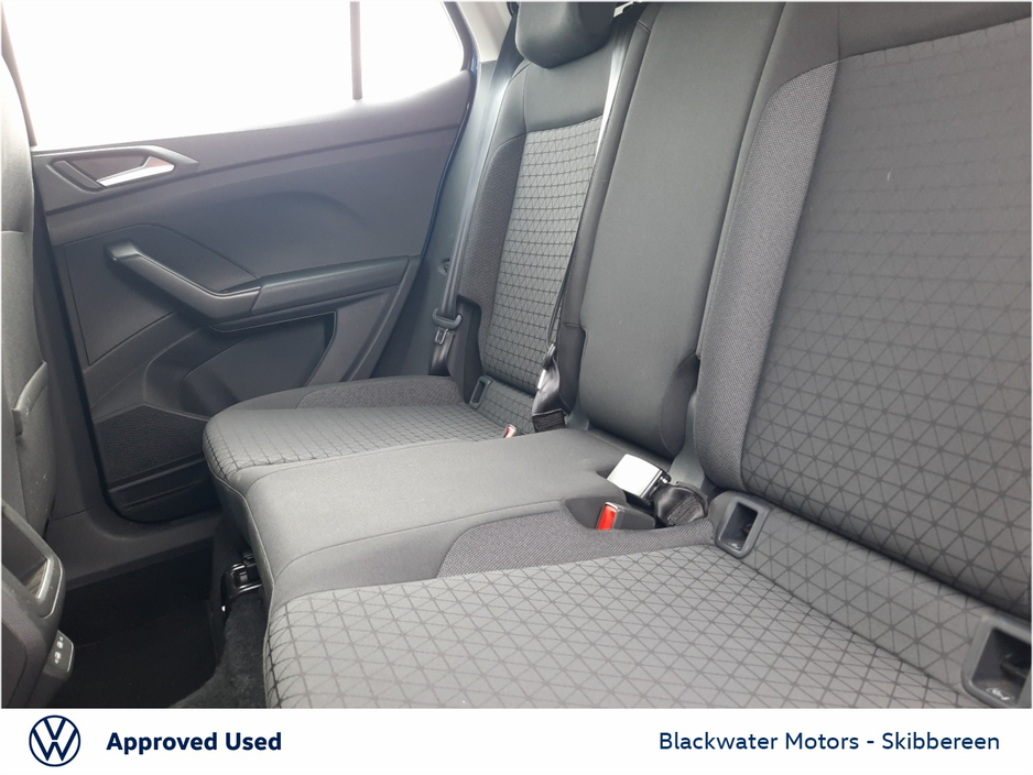 2022 Volkswagen T-Cross - image 5