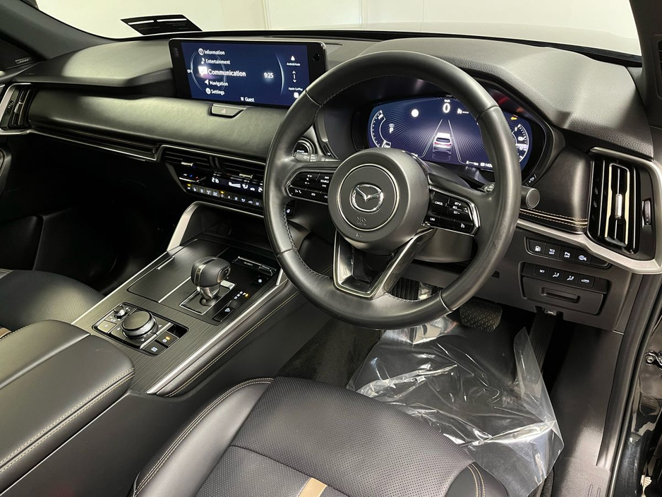 2025 Mazda CX-80 - image 9
